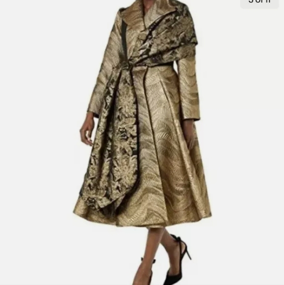Making the Cut Season 3 Jacquard Metallic Coat with sash/scarf - Picture 3 of 10